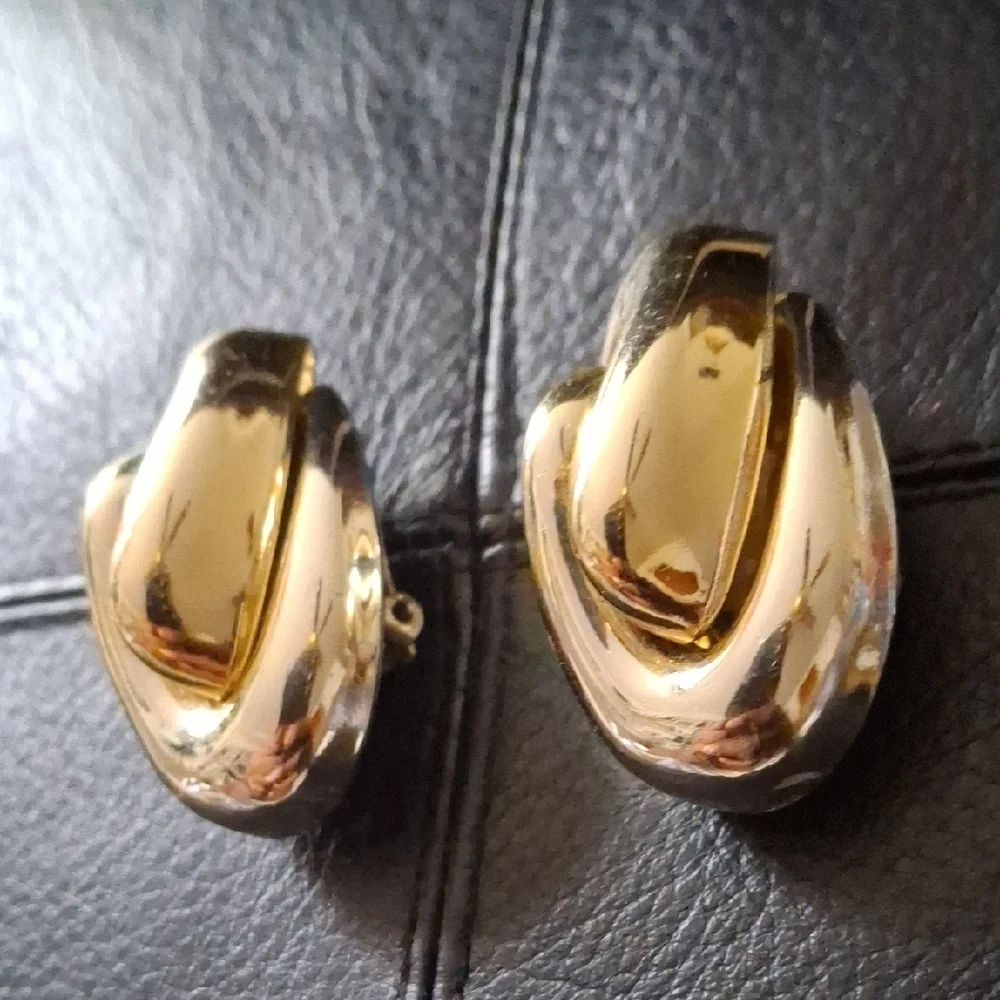 Elegant Gold and Silver Women's Earrings